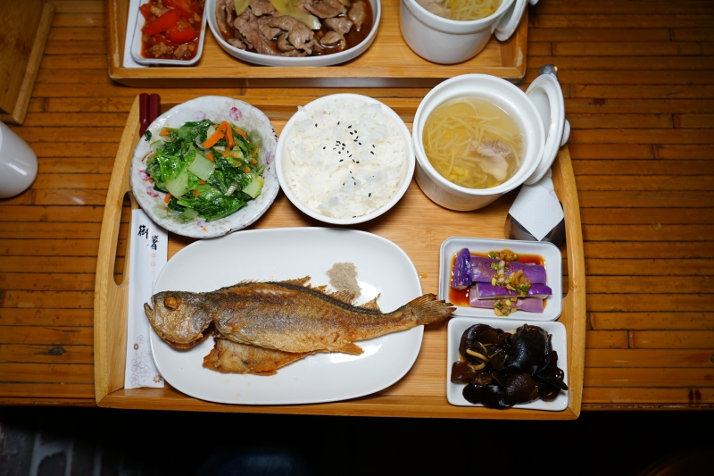 [台北中正紀念堂捷運站美食]家食堂-簡餐食材新鮮 全日供餐不限時 環境清幽舒服  懷舊餐廳聚會吃飯的好地方 中正區美食推薦