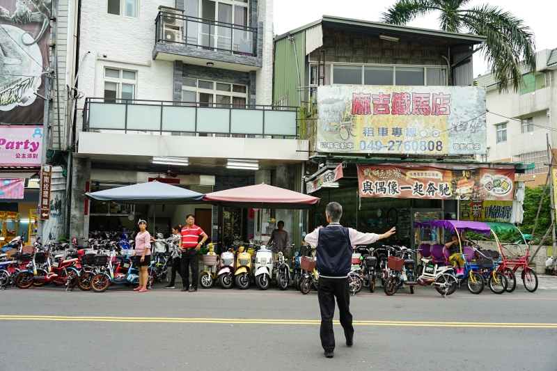 [南投一日遊]原來集集這麼好玩 彩繪車廂 漫遊綠色隧道 添興窯陶藝DIY 復仇者聯盟英雄摺紙也太厲害了吧! 集集一日遊行程